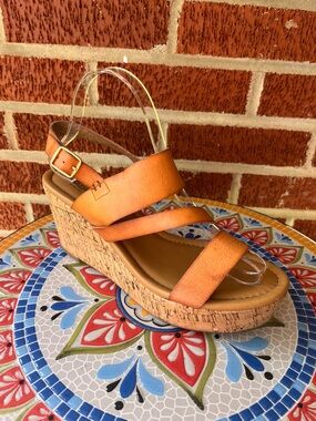 G.H. Bass Grace Women 8.5 Brown Cork Wedge Sandals Vegan Faux Leather Straps